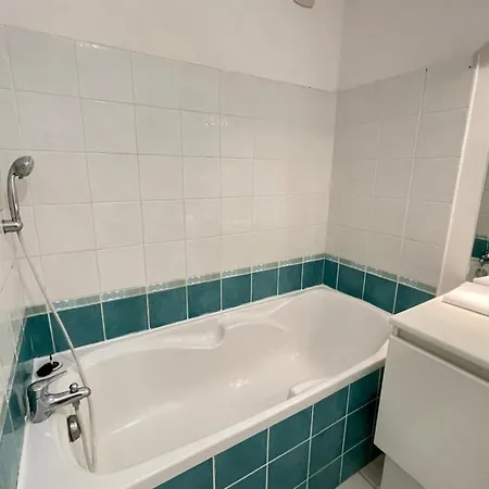 Appartement Le Caviste Proche Gare Centre-ville Wifi-netflix *